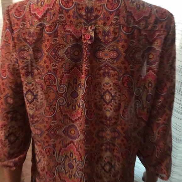 Colorful blouse - Picture 4 of 14